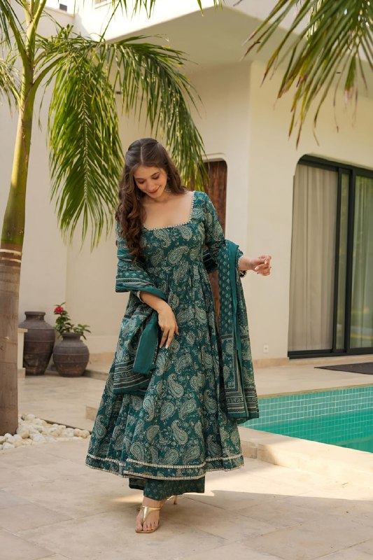GREEN SHELL SUIT